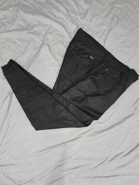 KanCan Black Faux Leather Skinny Jeans - Signature Metal Tag